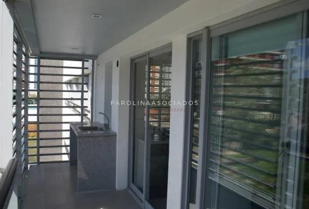 Apartamento en venta en Torre Francia, Punta del