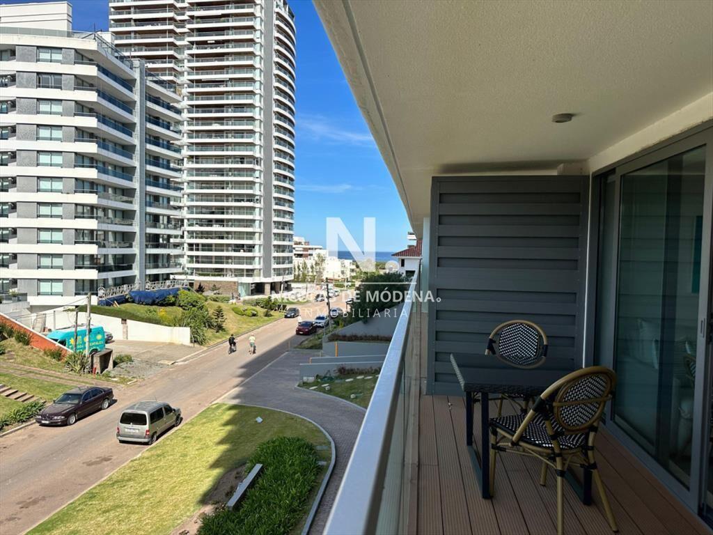 Vende apartamento de 1 dormitorio y medio en Peninsula, Pun