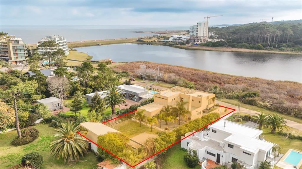 Venta casa en Laguna del Diario