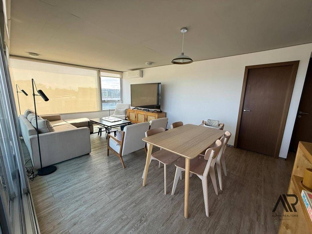 Apartamento en venta c/ cochera en Parque Miramar