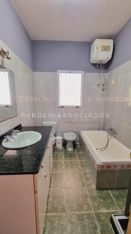 Casa en Venta, Barrio Jardines de Cordoba Punta del Este