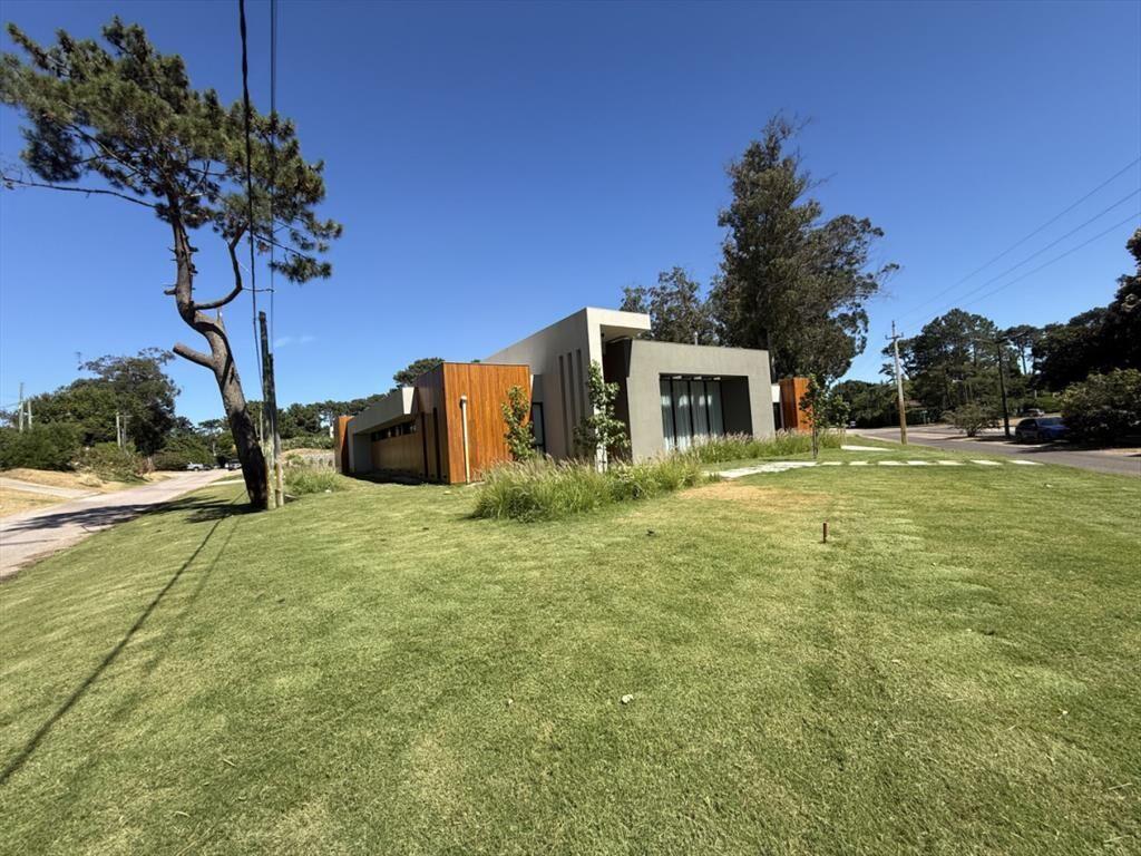 Morderna Propiedad en Venta , Punta del Este
