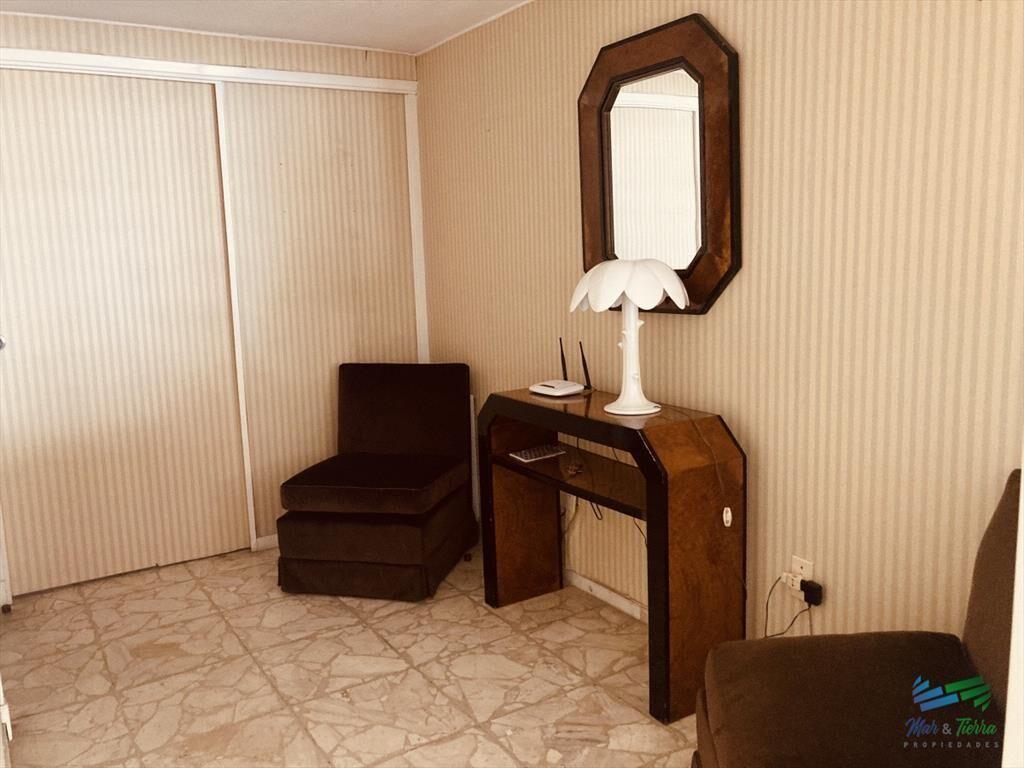 Vendo departamento de 3 dormitorios en importante edificio