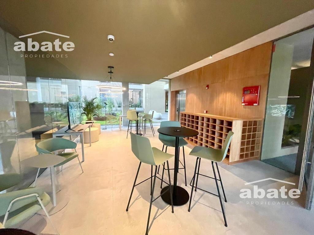 Alquiler Apartamento de 1 dormitorio con garaje , en La Bla