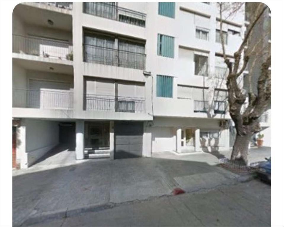 Alquiler apartamento de 2 dormitorios, cocina definida y te
