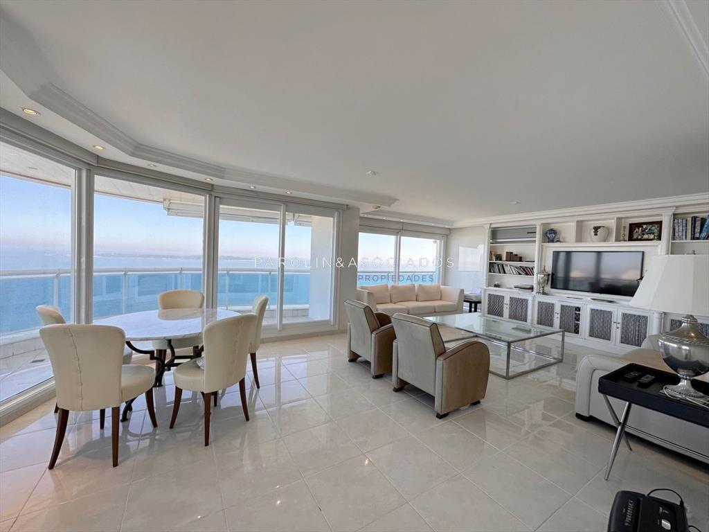 Hermoso apartamento en venta en Millenium Tower,