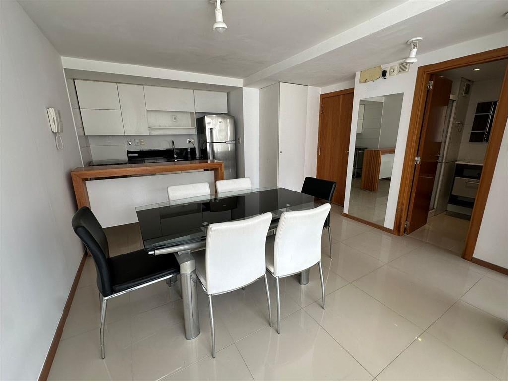 Alquiler | 1 Dorm sobre Rambla, Patio y Garage