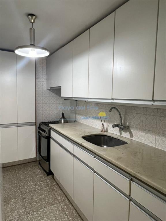 Apartamento en Venta de 3 Dormitorios en la , del