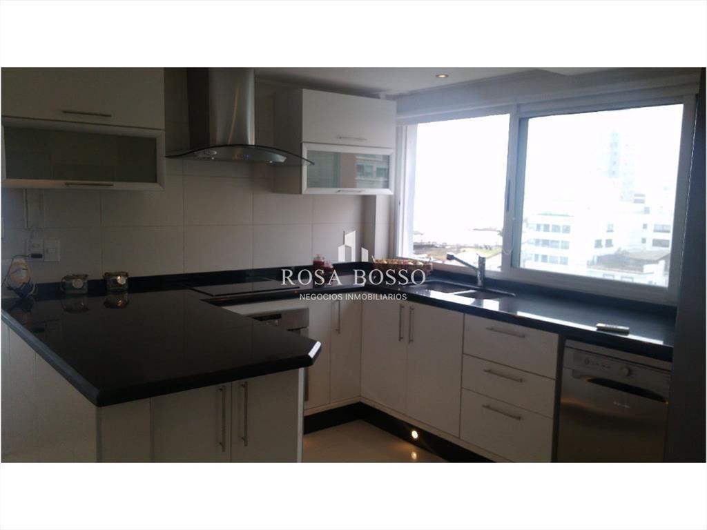 Apartamento en Peninsula, 5 dormitorios *