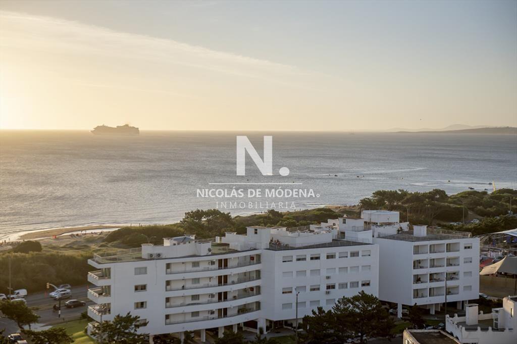 Le jardin de 3 dormitorios, playa mansa, frente