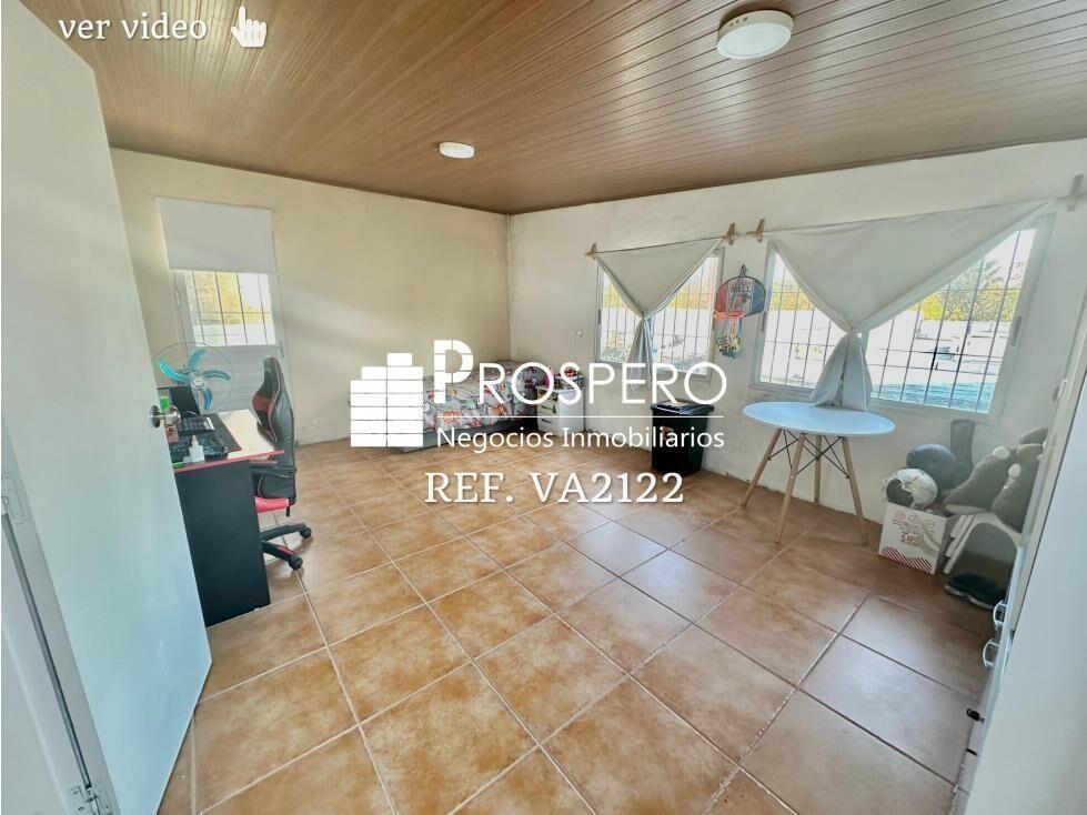 VA2122/p/1 Venta Casa 3dorm Tres cruces Patio Azotea