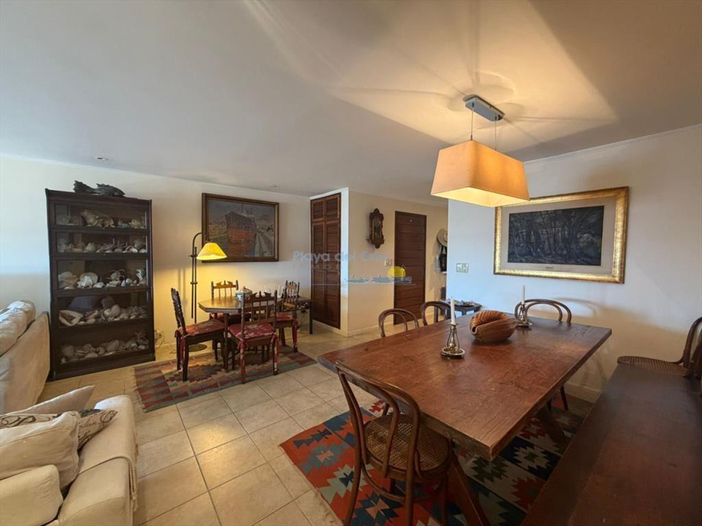Apartamento en Venta de 3 dormitorios en el de