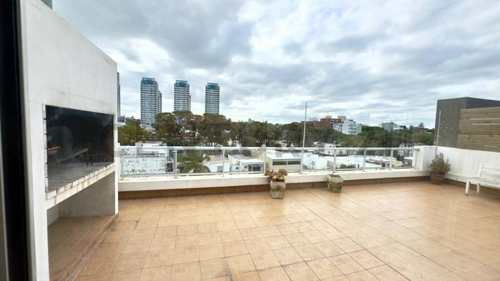 VENTA APARTAMENTO BUCEO FRENTE AL MAR, 3 DOR, BALCON,GARA...