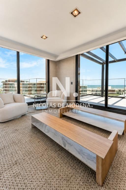 Exclusivo Penthouse en Venta frente al Mar -