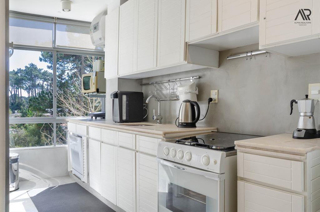 Apartamento en venta c/ cochera en Lugano
