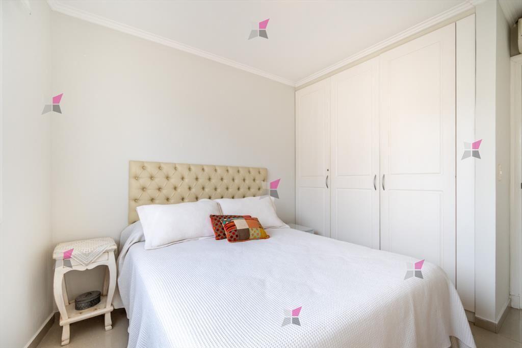 Moderno Apartamento de 3 Dormitorios a Pocas del