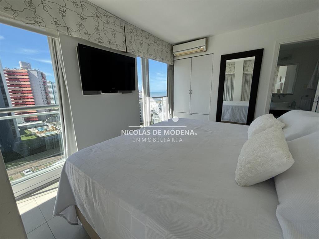 Venta Chiverta Torre Manhattan piso alto