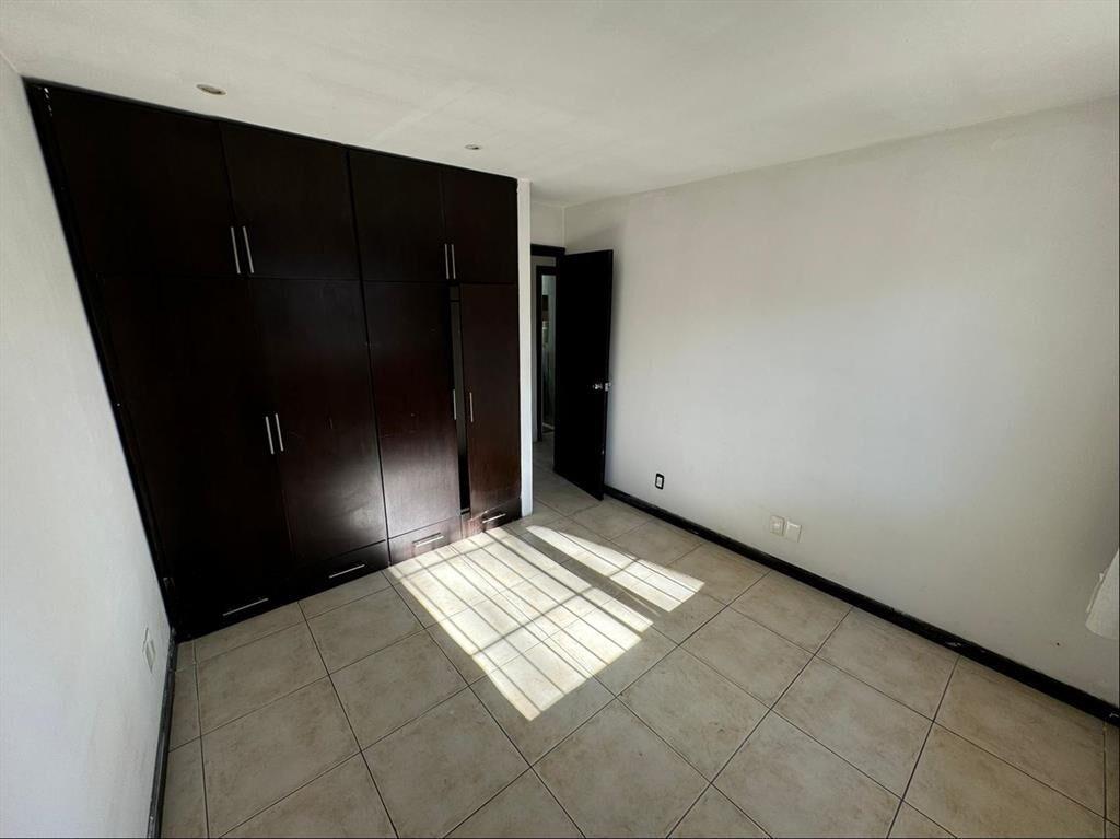 NUDA PROPIEDAD EN VENTA CASA ESQUINA