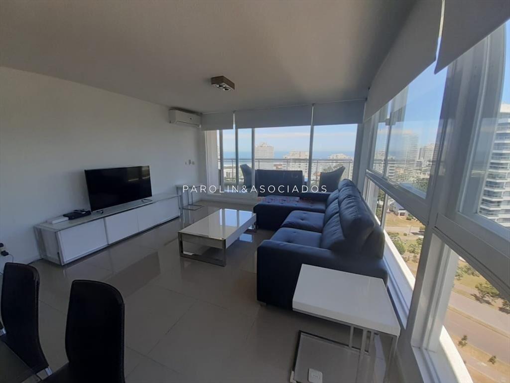 Apartamento en venta en Torre One a metros de del