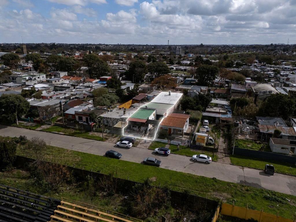GALPÓN CON TALLER MECANICO Y CASA EN VENTA