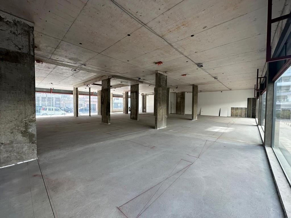 Alquiler y venta local comercial 1085m2 Palermo Parque Rodo