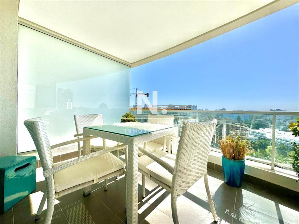Vende apartamento con hermosa vista de 2 en punta