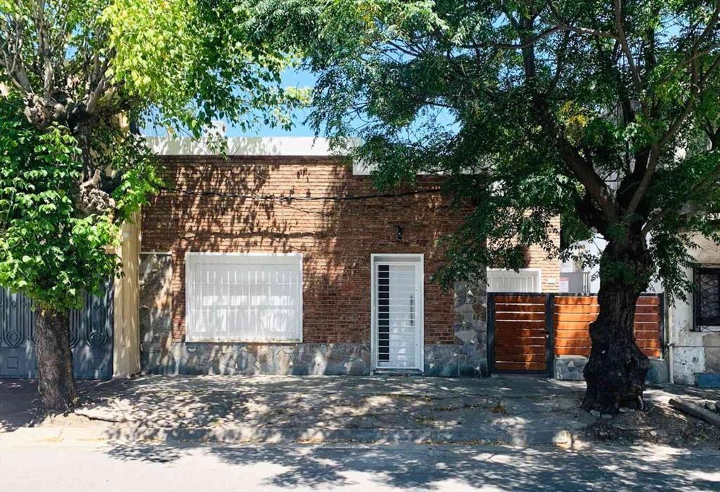 Venta Casa 2 dormitorios con patio en Las Piedras