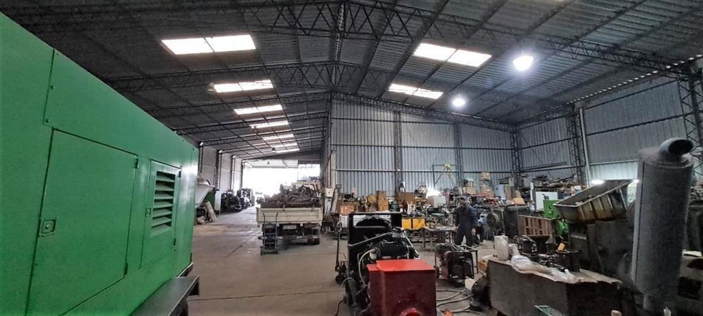 Venta Galpòn con Renta Depòsito Nave Industrial Cerrito 96