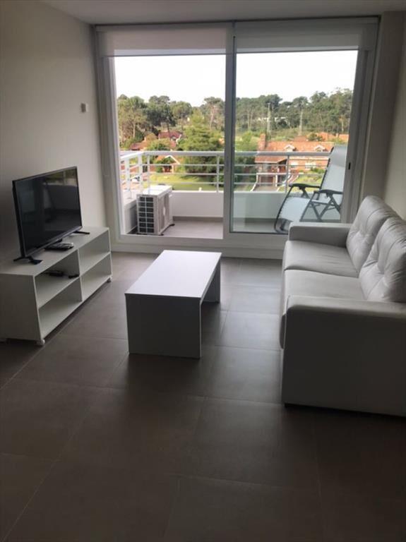 VENTA APARTAMENTO 1 DORMITORIO AV ROOSEVELT PUNTA