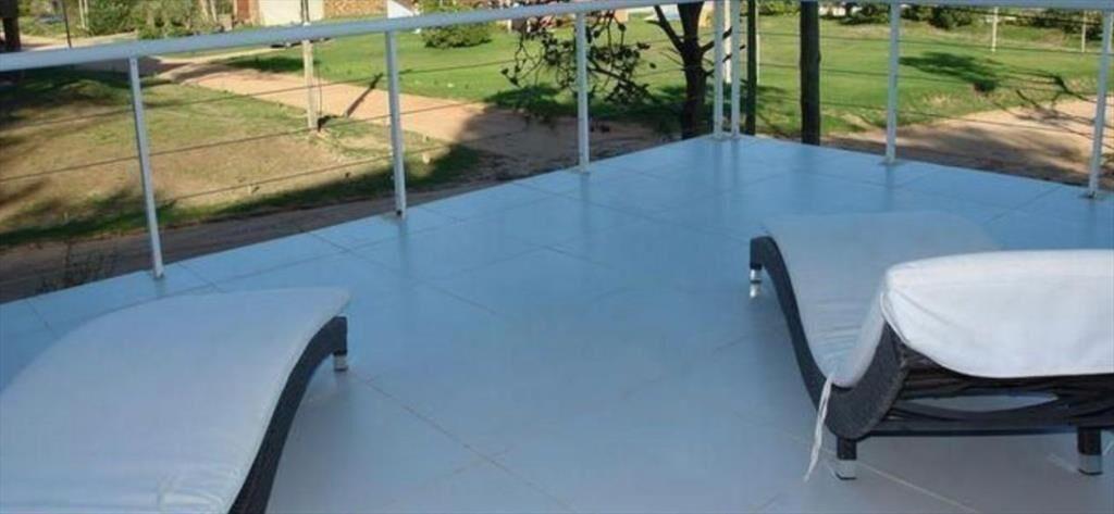 CASA EN VENTA DE 6 DORMITORIOS EN LA BARRA