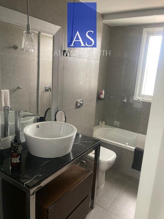 Apartamento en torre reconocida piso alto 2 y del