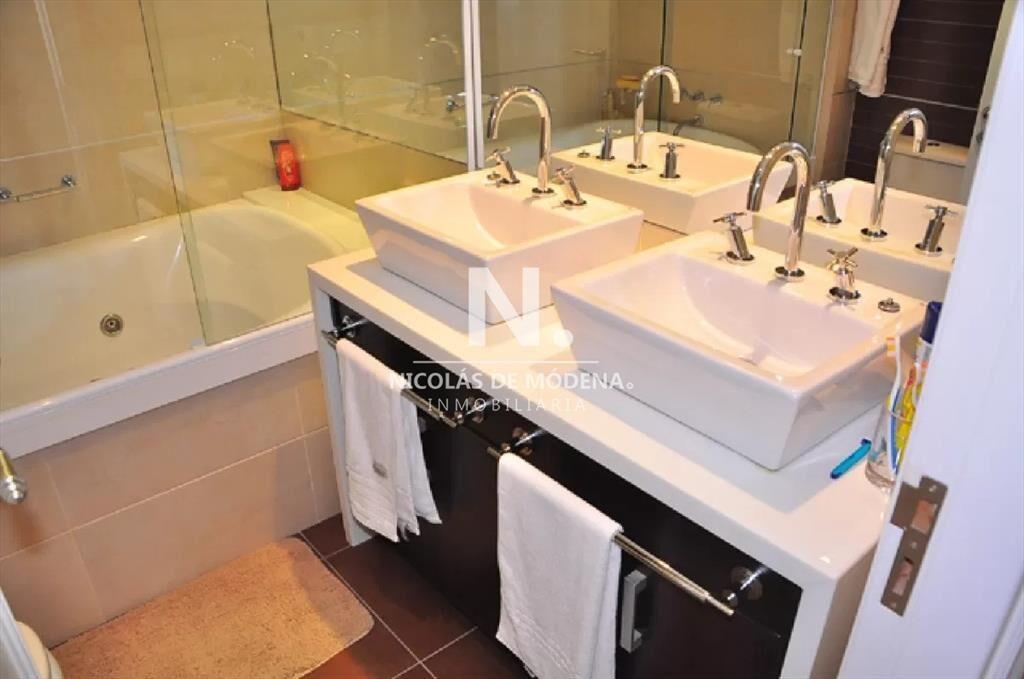 Apartamento a pasos de playa Brava!