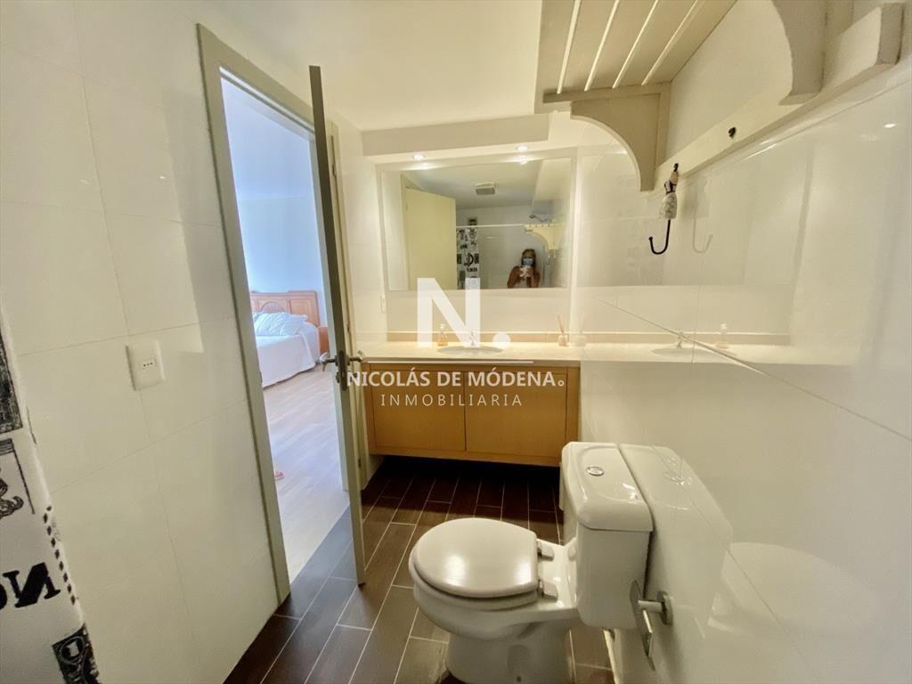Vende apartamento PentHouse de 3 dormitorios en