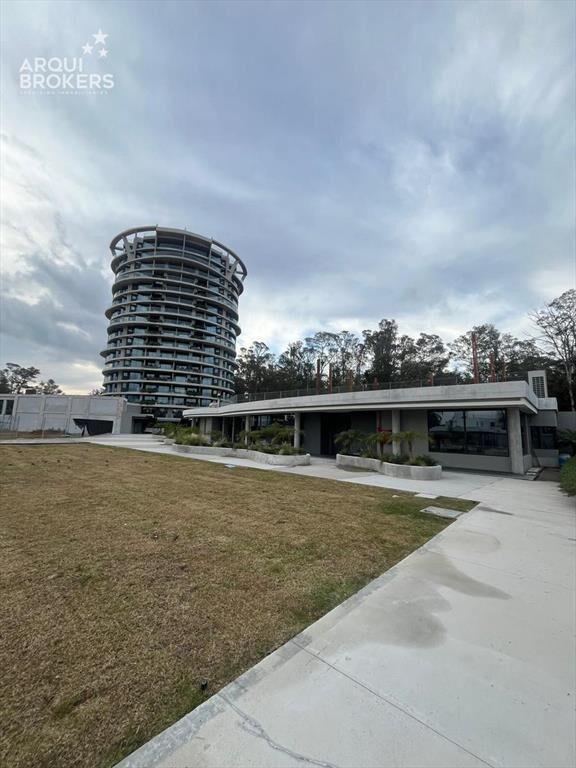 Apartamento de un dormitorio en venta en Parque Roosevelt -