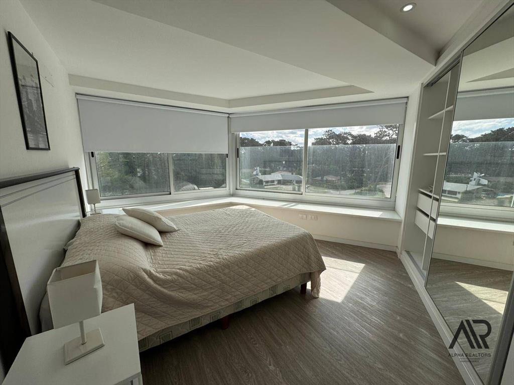 Apartamento en venta c/ cochera en Roosevelt