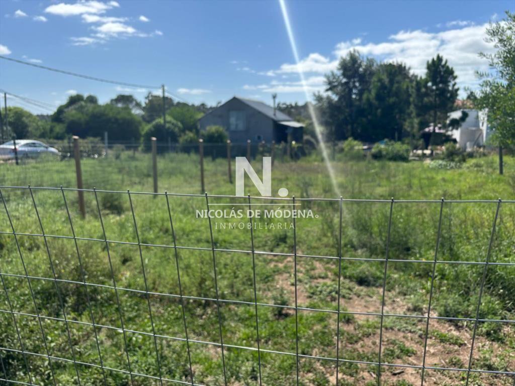 En venta terreno de 300m2 en La Bota, Manantiales