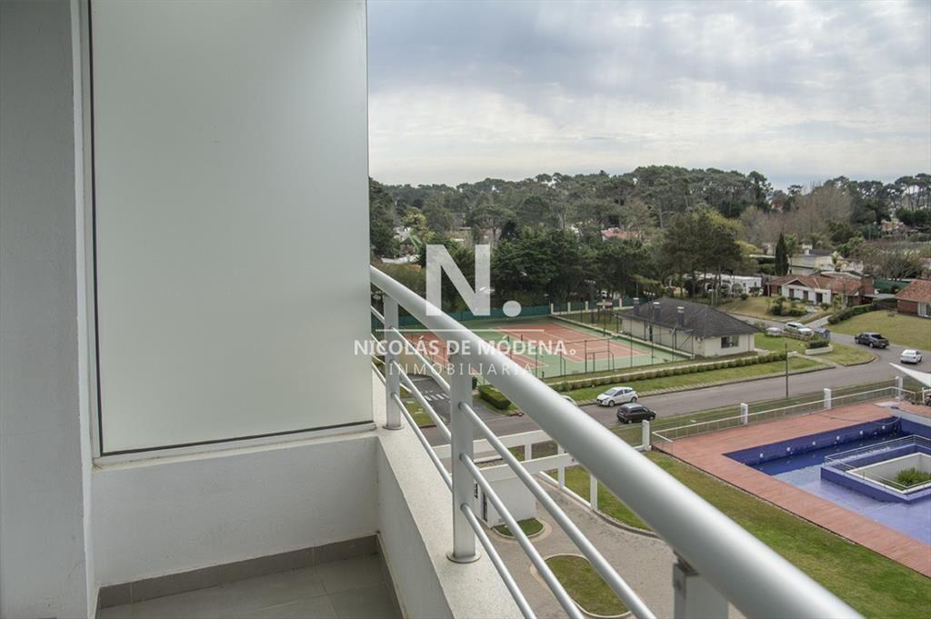 Departamento de 2 dormitorios en venta, Punta del Este