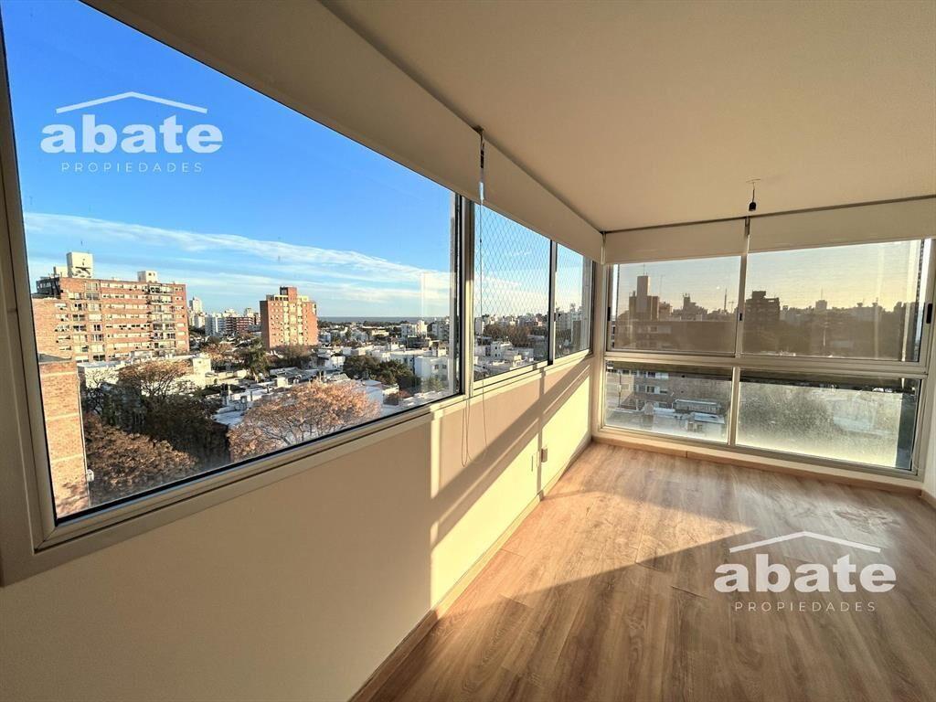 Alquiler Apto 1 dormitorio c/terraza. Divino, piso alto, lu