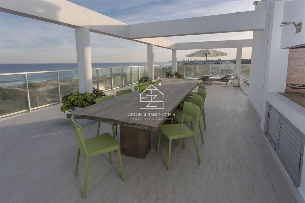 Venta Penthouse 4 dormitorios Punta del Este