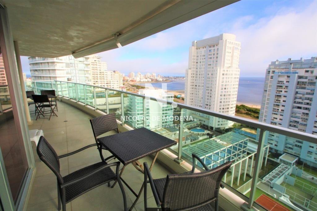 Vende apartamento Gala Tower, 3 dormitorios Playa