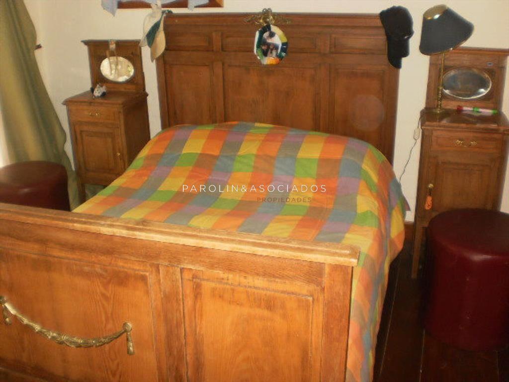 Oportunidad Solida Casa en Pinares, 3 Punta del