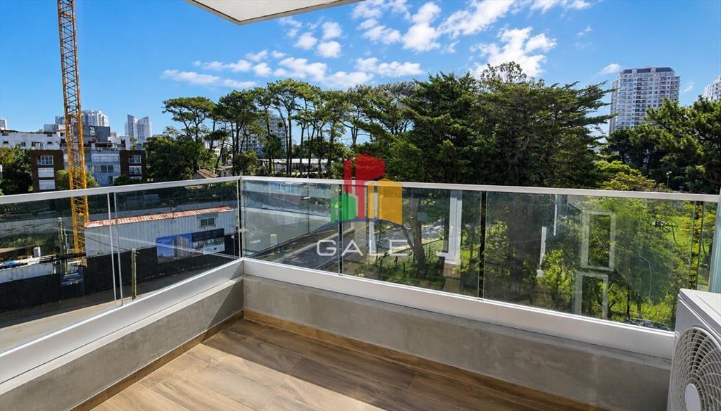 Apartamento de 1 dormitorio en venta, con vista a