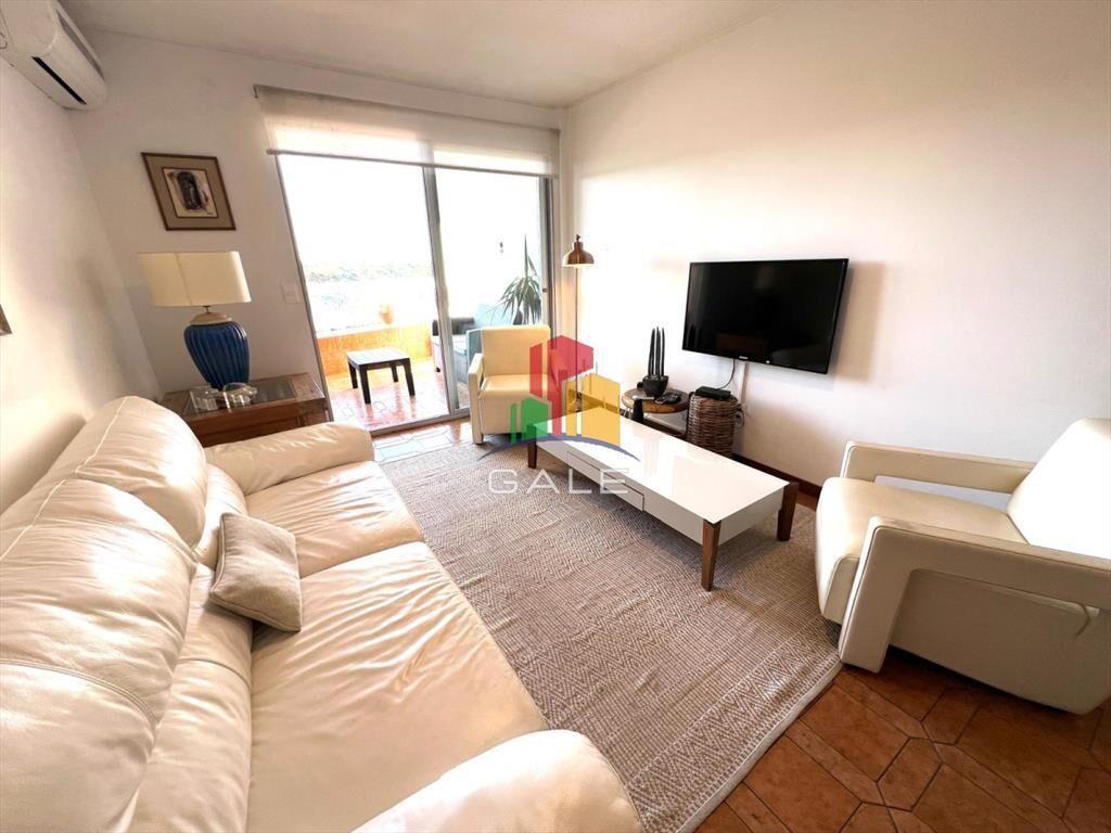 apartamento en venta zona shopping punta, 2 y