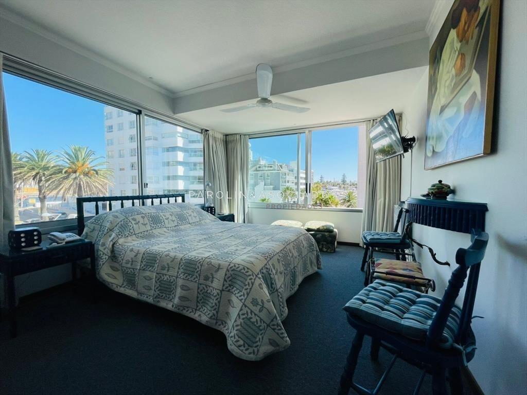 Apartamento en venta de 3 dormitorios en Punta