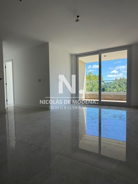 Vende impecable apartamento de 2 dormitorios en
