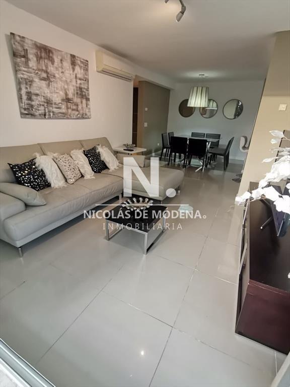 Venta de Apartamento de 3 dormitorios en Torre