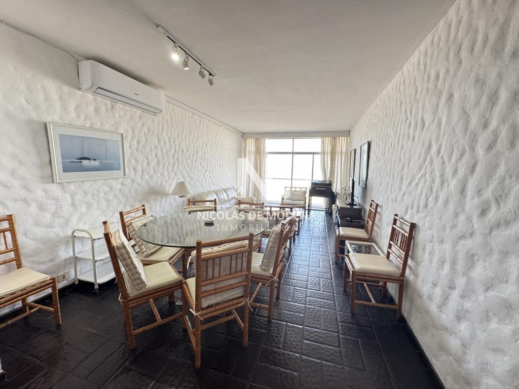 Apartamento frente al mar, a pasos de la 3 , del