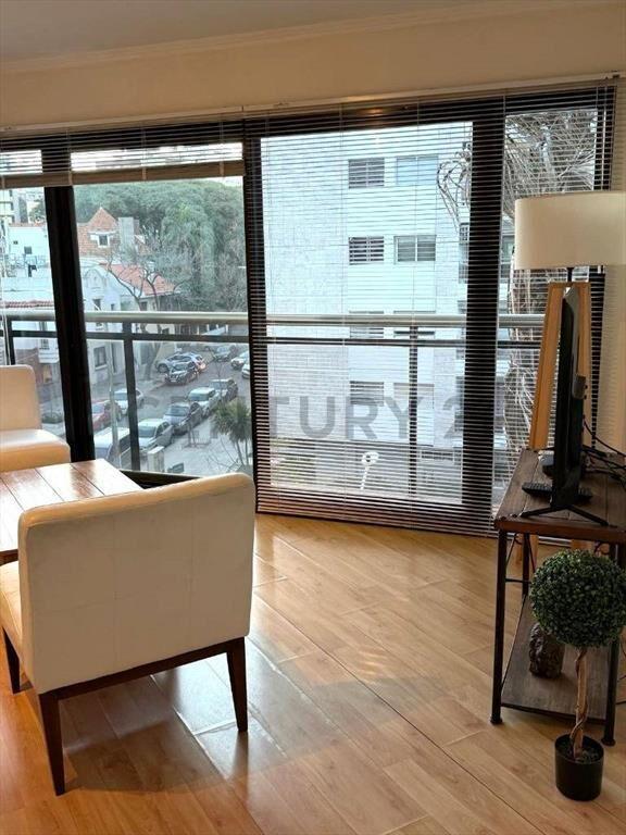 Apartamento en POCITOS 1 dormitorio AMOBLADO