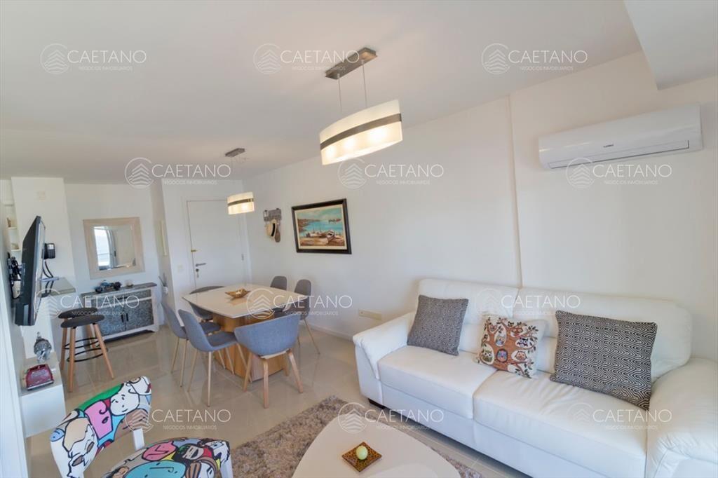 Hermoso Apartamento en torre Arenas del Mar 2