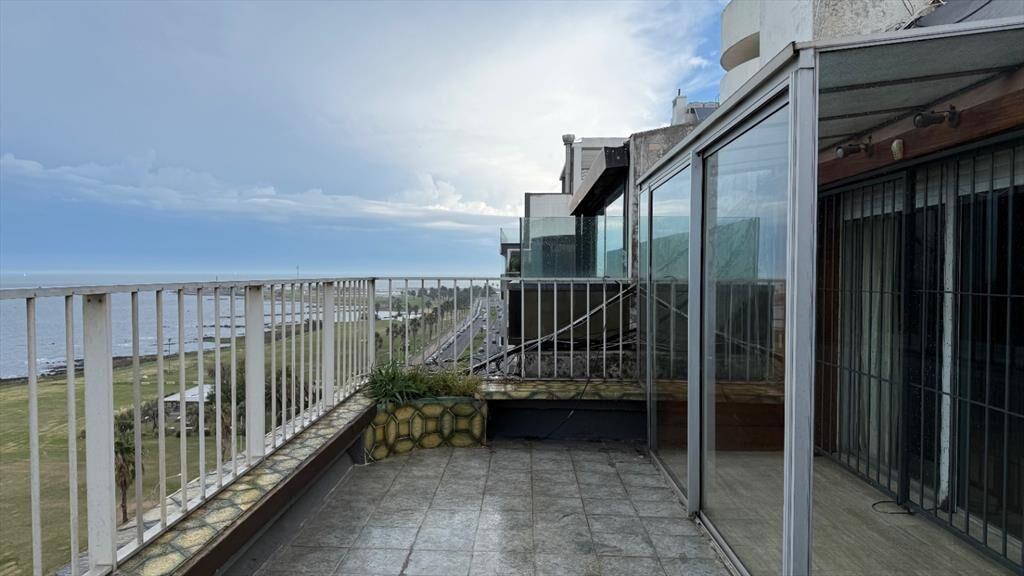 Apartamento Penthouse En Alquiler En Punta Carretas 4 Do...